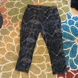 Black and Grey Capri Sport Leggings